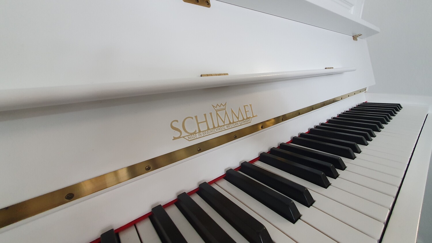 Schimmel, Mod. 112 Altdeutsch Klavier